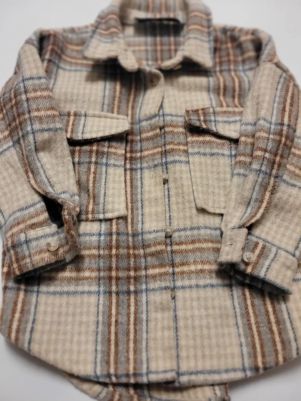 Lola Kids Plaid Shacket Jacket Size S Beige Blue Brown Wool Blend Button Front